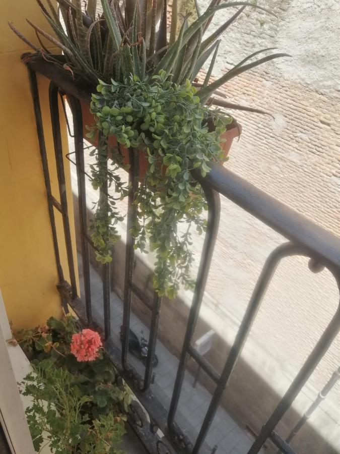 Apartamento en el Rastro de Madrid Exterior foto
